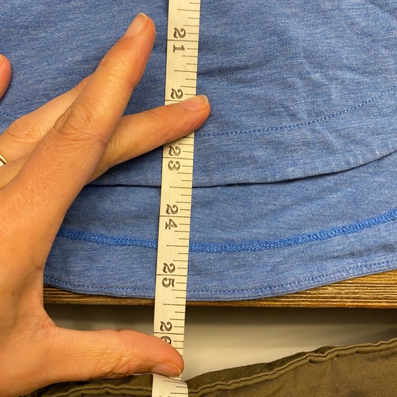 Lululemon long sleeve shirt - Picture 8 of 8